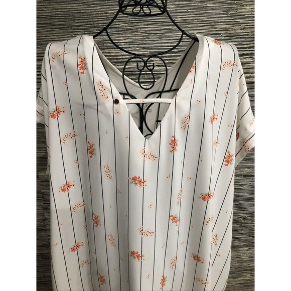 2X Plus Floral Striped Top Blouse Short Sleeve - Picture 2 of 7